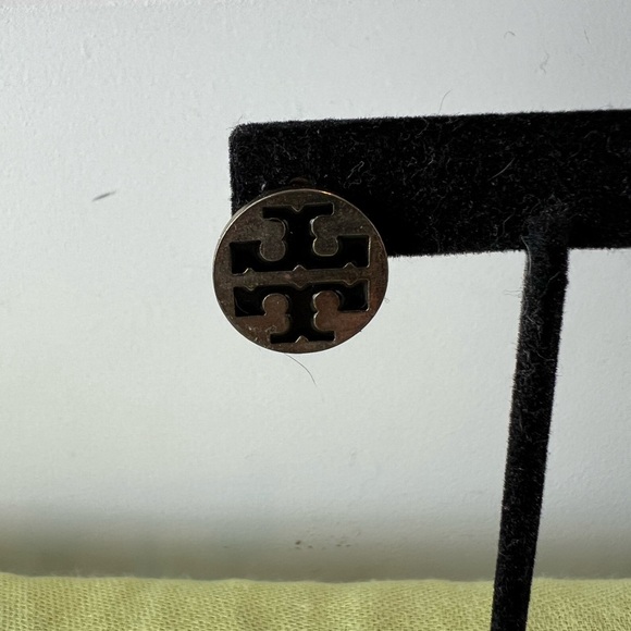 Tory Burch Black and Gold Round Logo Earrings - Picture 2 of 3